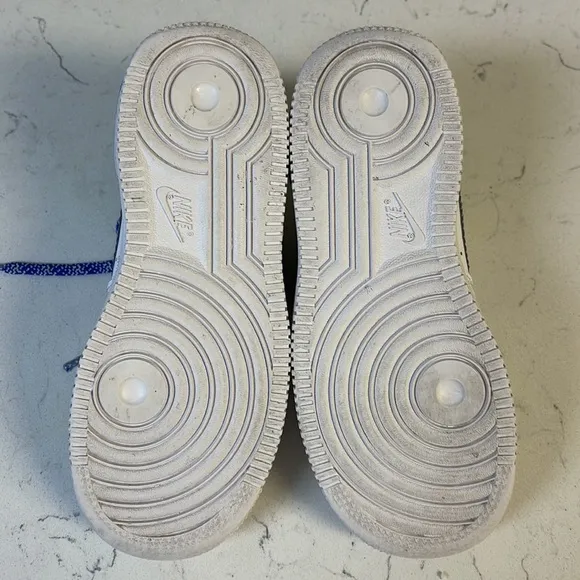 Nike Air Force 1 LV8 &quot;Phygital&quot; Grade School Boys' Shoe Size 1Y (DQ7770-100)