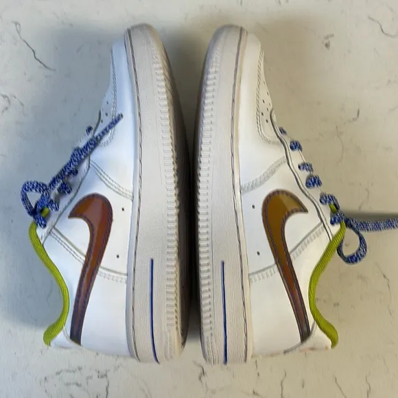 Nike Air Force 1 LV8 &quot;Phygital&quot; Grade School Boys' Shoe Size 1Y (DQ7770-100)
