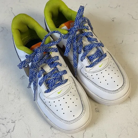 Nike Air Force 1 LV8 &quot;Phygital&quot; Grade School Boys' Shoe Size 1Y (DQ7770-100)
