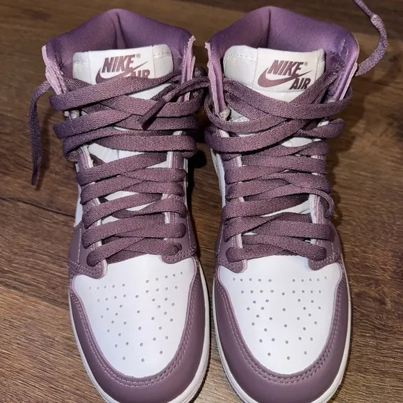 Nike Air Jordan 1 Retro High OG Shoes “Mauve” White GS NEW 4.5 girl or boy