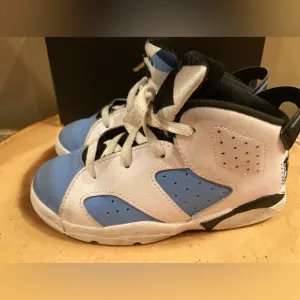 Nike Air Jordan 6 Retro Athletic Shoes UNC Home DV3606-410-S-10C Toddler W/box