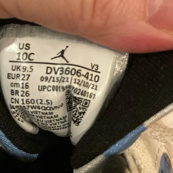 Nike Air Jordan 6 Retro Athletic Shoes UNC Home DV3606-410-S-10C Toddler W/box