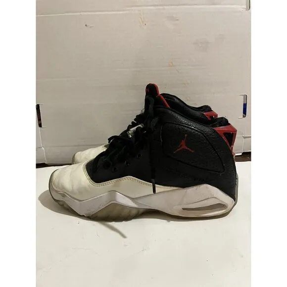 Nike Air Jordan B'Loyal CK1425-016 Youth Size 4.5 Black Red White sneakers shoes