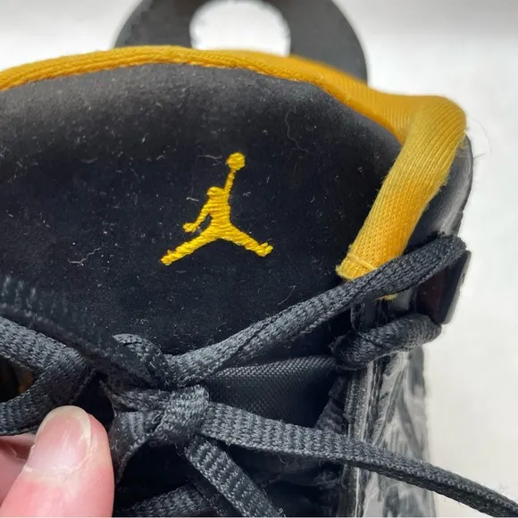 Nike Air Jordon Dub Zero &quot;Taxi&quot; Size 6.5Y Black/Yellow