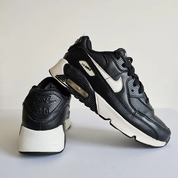 Nike Air Max 90 Black White Classic Sneakers Athletic Running Shoes Size 3Y