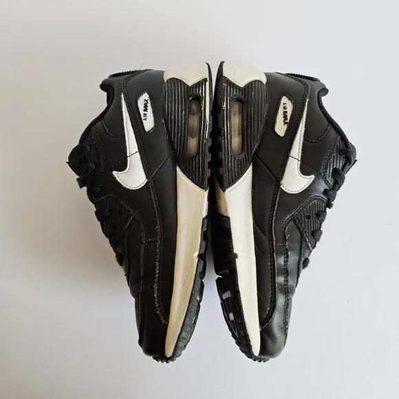 Nike Air Max 90 Black White Classic Sneakers Athletic Running Shoes Size 3Y
