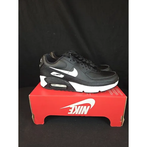 Nike Air Max 90 Black White Leather Shoes CD6864-010 Youth Size 5Y BRAND NEW!