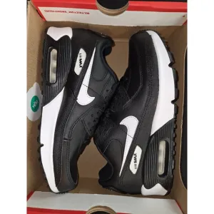 Nike Air Max 90 Black White Leather Shoes CD6864-010 Youth Size 5Y BRAND NEW!