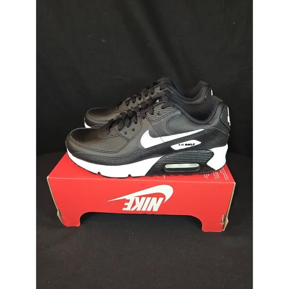 Nike Air Max 90 Black White Leather Shoes CD6864-010 Youth Size 5Y BRAND NEW!