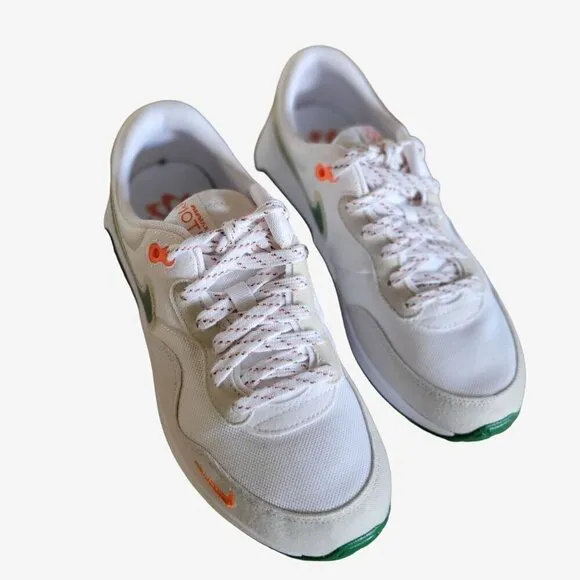 Nike Air Max  Nike Youth Sneakers  White &amp; Green  6Y  DX2957-100