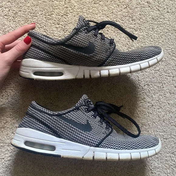 Nike Air Stefan Janoski Daily Use Skateboard Shoes Men’s Size 8 Woman’s 10