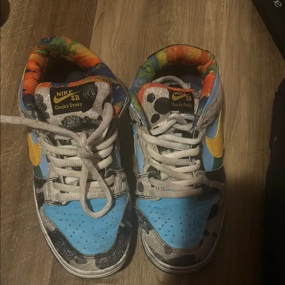 Nike Blue and Yellow Sneakers with Classic Dunk Silhouette