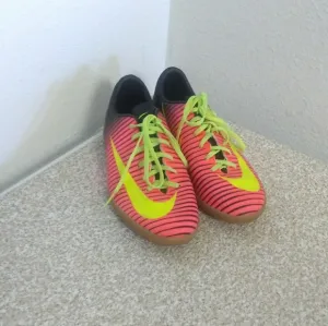 Nike Boys Mercurial Indoor Soccer Shoes