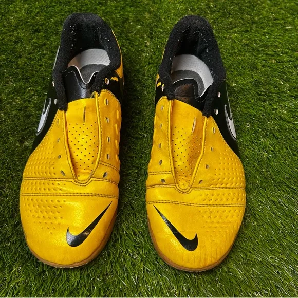 Nike Bright Yellow Football Shoes