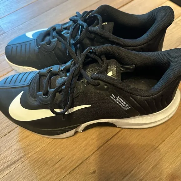 Nike court Air Zoom GP Turno Tennis Shoes