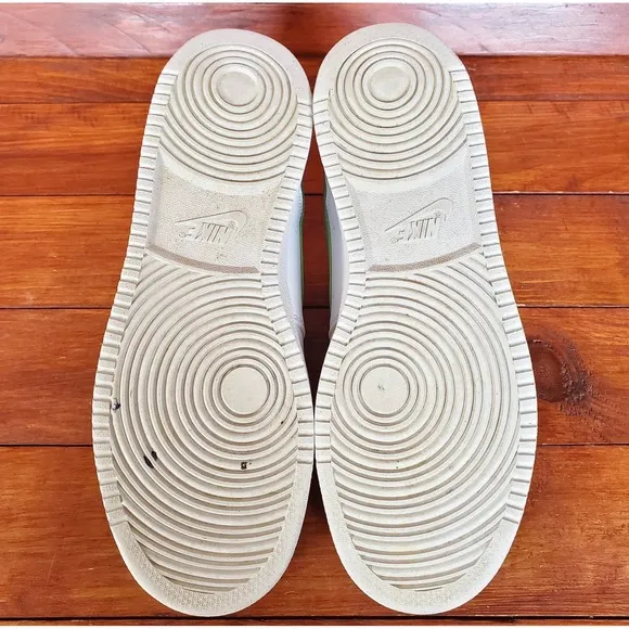 Nike Court Vision Low Shoes Men 9.5 White Oil Green Sneakers FD0781-100