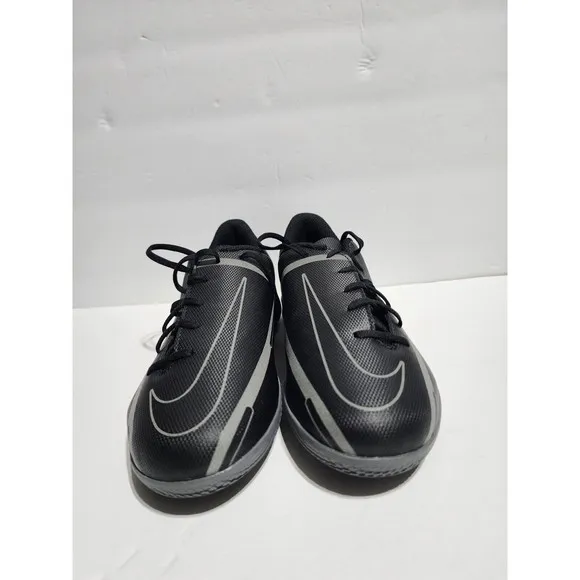 Nike DC0825 004 Junior Sz 3.5 Black/Gray Phantom GT2 Club IC Indoor Soccer Shoes