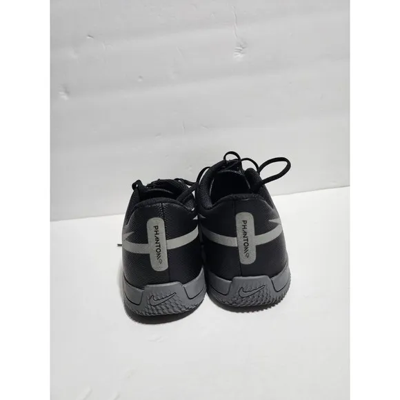Nike DC0825 004 Junior Sz 3.5 Black/Gray Phantom GT2 Club IC Indoor Soccer Shoes