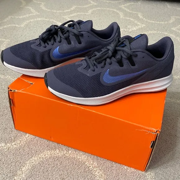 NIKE DOWNSHIFTER 9 (GS) NWT