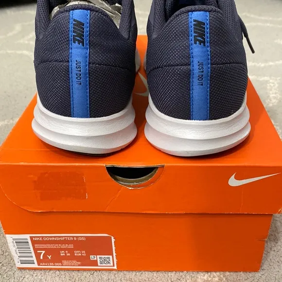 NIKE DOWNSHIFTER 9 (GS) NWT