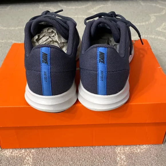 NIKE DOWNSHIFTER 9 (GS) NWT