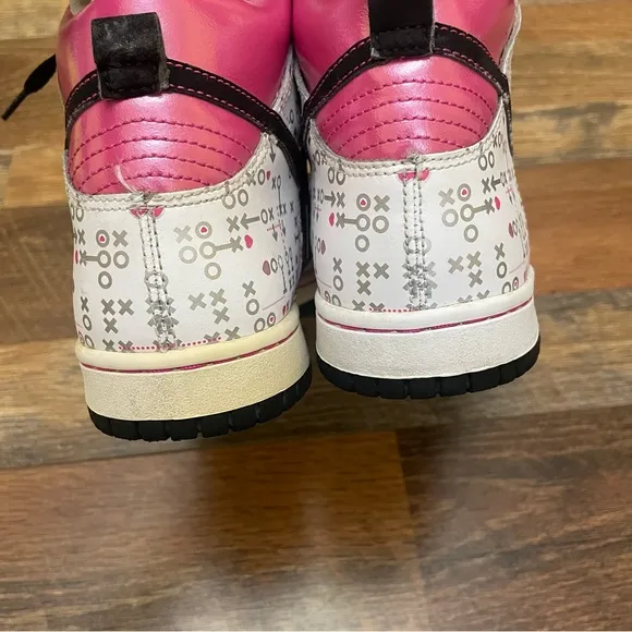 Nike Dunk High Valentine’s Day Pink And Black Sneakers
