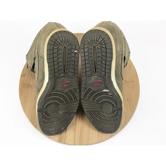 Nike Dunk Sky‎ Hi Wedge Shoes Size 9.5 Womans Olive Green Sneakers