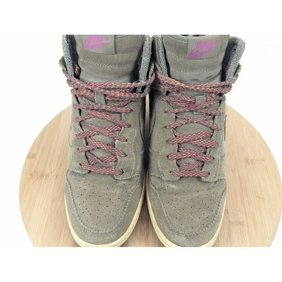 Nike Dunk Sky‎ Hi Wedge Shoes Size 9.5 Womans Olive Green Sneakers