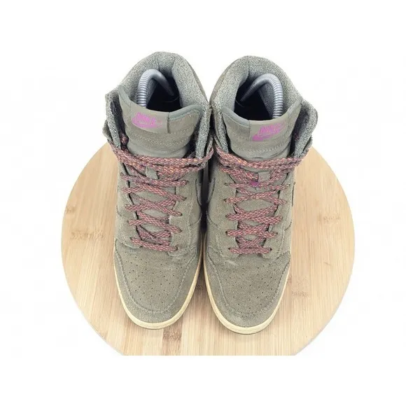 Nike Dunk Sky‎ Hi Wedge Shoes Size 9.5 Womans Olive Green Sneakers