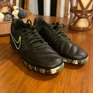 Nike Gato II Indoor Soccer shoes cleats new 580453 007 Mens size 12 black camo