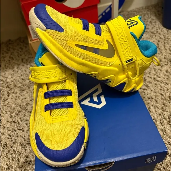 Nike Giannis Immortality 2 • Kids