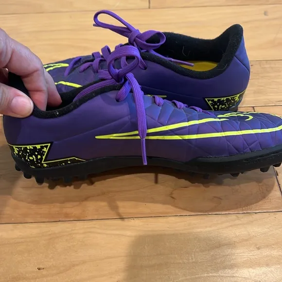 Nike Indoor Soccer Shoes size 4