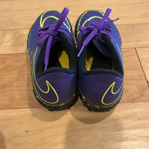Nike Indoor Soccer Shoes size 4