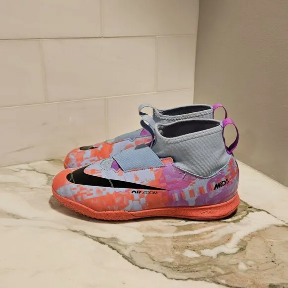 Nike JR Zoom Superfly Academy, Indoor Soccer Cleats, Pink Purple Youth Size 5.5