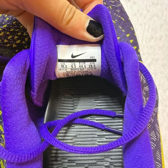 Nike‎ Kobe mens 10.5 shoes Mamba Instinct Purple Yellow Athletic Shoes