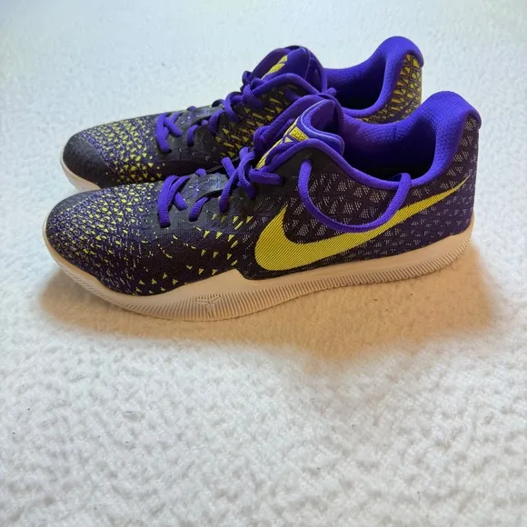 Nike‎ Kobe mens 10.5 shoes Mamba Instinct Purple Yellow Athletic Shoes