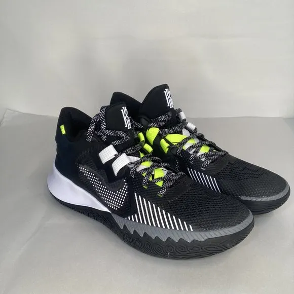 Nike Kyrie Irving Flytrap V Black and Gold Basketball Shoe NWT