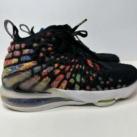 Nike LeBron 17 James Gang Size 5.5 Youth Sneakers BQ5594-005 Basketball
