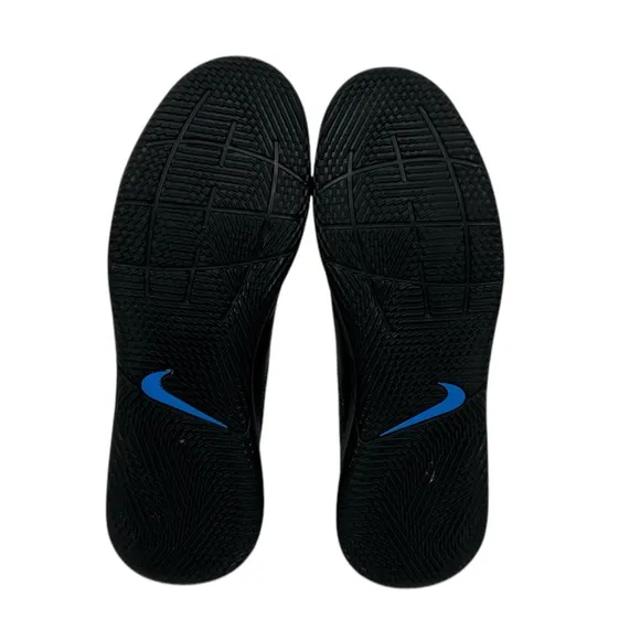 Nike Legend 9 Club IC Mens Size US 7 Indoor Soccer Black Futbol DA1189 001