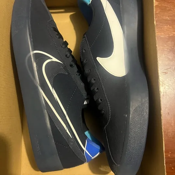 Nike SB Bruin React T new men size 13 dark blue and white authentic