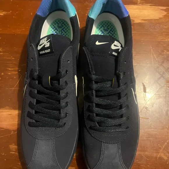 Nike SB Bruin React T new men size 13 dark blue and white authentic