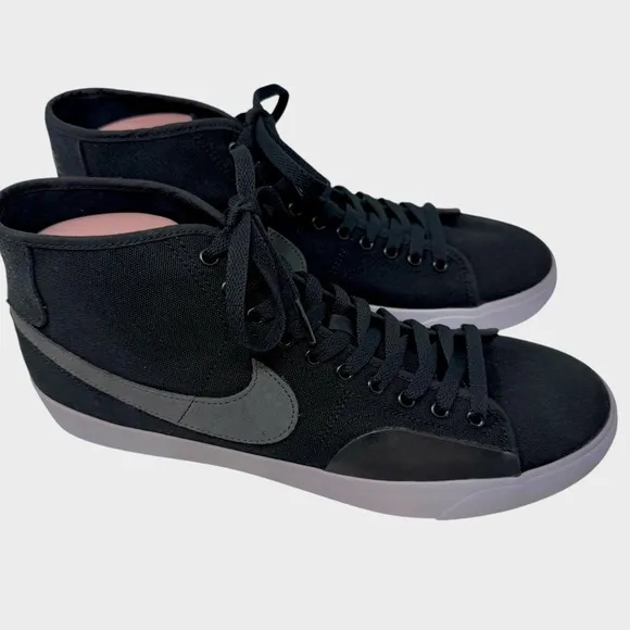 Nike SB Men’s Size 11.5 Skateboard Blazer court Chukka XT Black shoes New