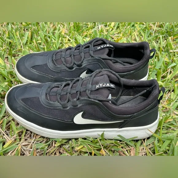 Nike SB Nyjah Free 2 Black White BV2078-001 Men's Panda Oreo SIZE 10