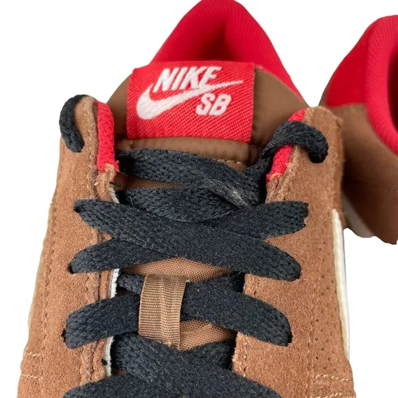 Nike SB Skateboard Blazer Low CS Bison/White/Sport Red Sneaker Skate Shoe Suede