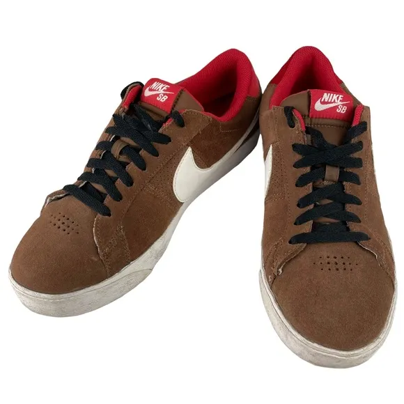 Nike SB Skateboard Blazer Low CS Bison/White/Sport Red Sneaker Skate Shoe Suede