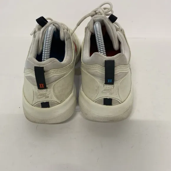 Nike Shoes Men Size 8.5 SB Nyjah Free 2 White Alternate Swoosh Skateboard 4118