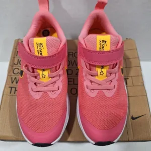 Nike Unisex Child Star Runner Running Shoes Coral Pink Size 13.5 Big Kid New