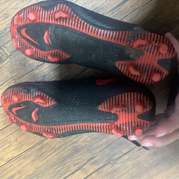 Nike Unisex Junior Phantom GT PRO FG Size 4.5
