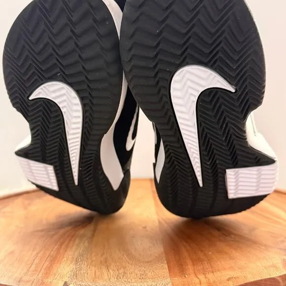 Nike Zoom GP Challenge Pro CLY Black White Women's Size 5  FJ1808 001- New