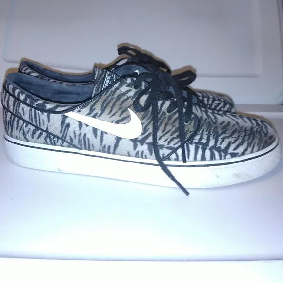 Nike Zoom Stefan Janoski Skateboard Shoes